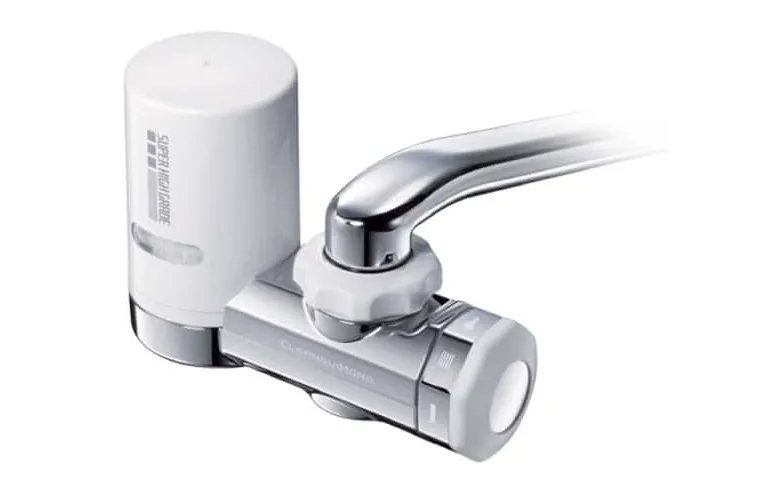 クリンスイの蛇口直結型浄水器EF201